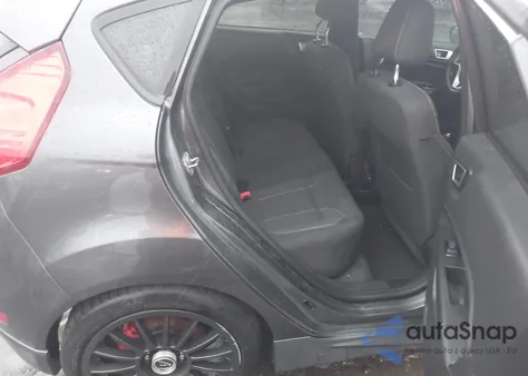 2019 Ford Fiesta St z USA, uszkodzony, nr VIN 3FADP4GX3KM141559